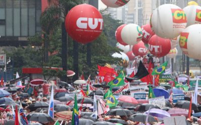 100 mil exigem mudança nos rumos da política, mas sem golpe à Democracia