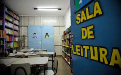 Brasil precisa construir 64 mil bibliotecas escolares até 2020 para cumprir meta