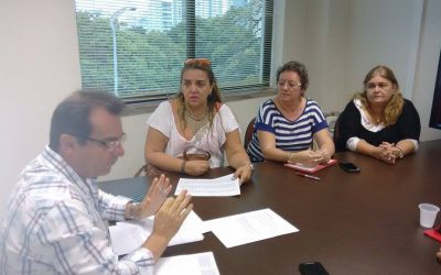 SINDIUTE negocia com SEPOG a garantia do pagamento de férias aos professores