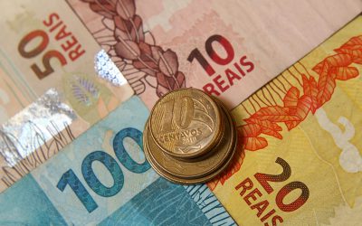 Política suicida do Banco Central trava a economia