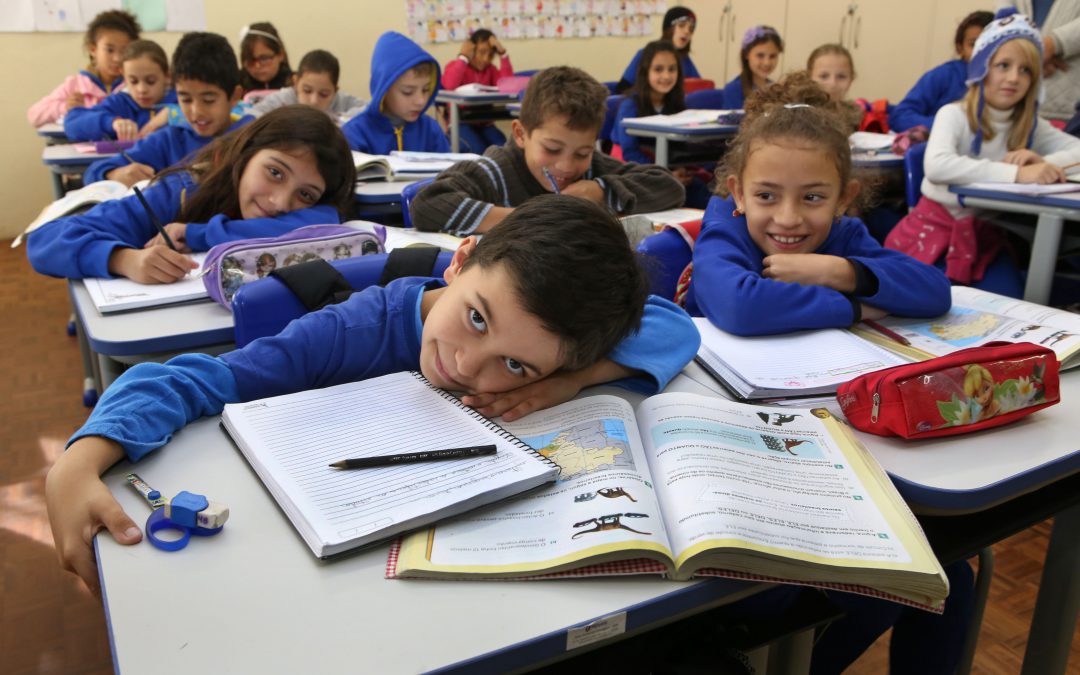 Projeto de lei de Serra pode tirar até R$ 360 bilhões da educação