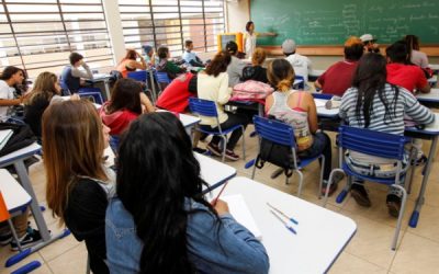 Educação de qualidade passa pela valorização dos educadores