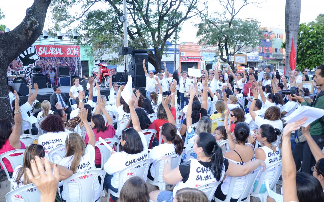 Professores aprovam por unanimidade a pauta para Campanha Salarial 2016