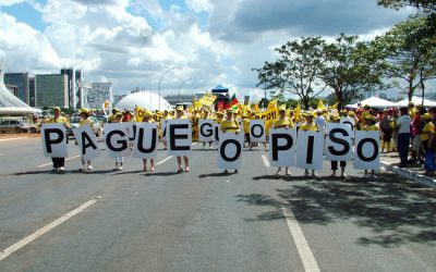 Educadores enfrentam propostas contra reajuste do Piso Salarial