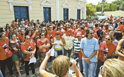 Mais notícias de Cidade: Professores rejeitam proposta da Prefeitura e permanecem em greve