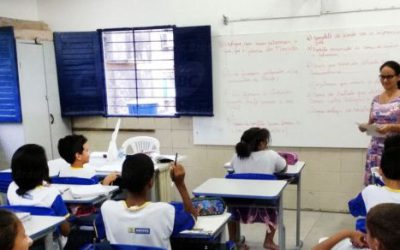 Polêmica sobre questões de gênero pode deixar alunos do Recife sem livros