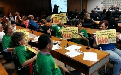 CNTE marca posição contra PLP anti-servidor