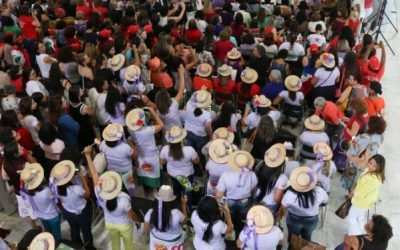 Mulheres de todo o país se solidarizam com Dilma
