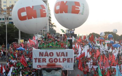Temer pode tirar conquistas dos trabalhadores em educação
