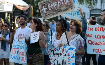 Movimentos populares fazem ato “Fora, Temer” na feira literária de Paraty (RJ)