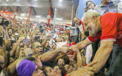 Crime de Lula foi se negar a governar para poucos, diz Vagner