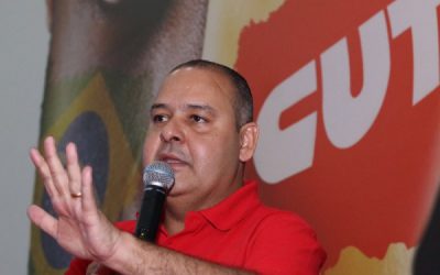 Deputados aprovam a PEC do desastre social