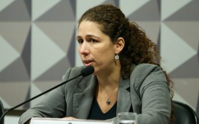 PEC 55 não resolve problema fiscal, apenas reduz Estado, diz economista