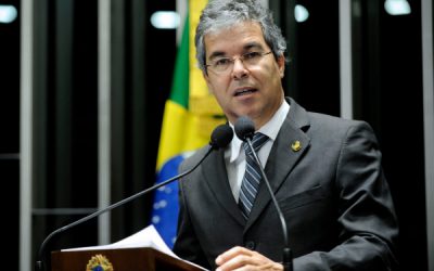 Jorge Viana pode barrar votação de PEC 55 no Senado