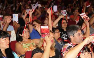 Congresso aprova indicativo de greve para o dia 15 de março