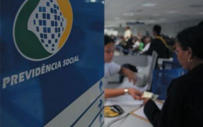 Não faltam recursos e Previdência não precisa de reforma