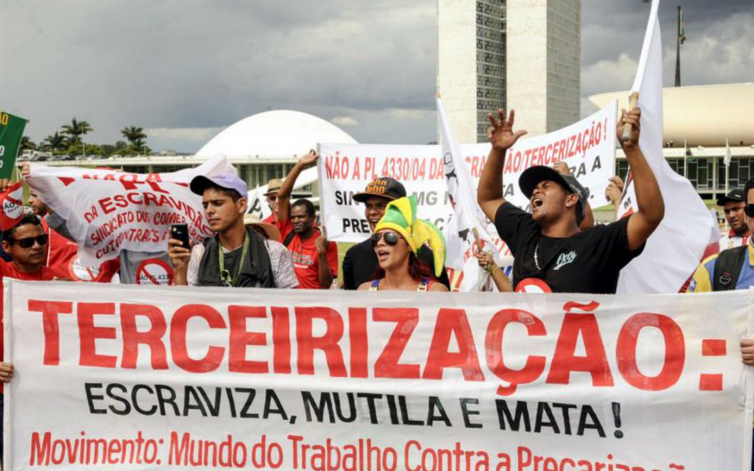 Terceirização sem limites vai destruir direitos trabalhistas