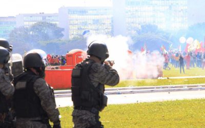 Decreto de Temer é crime e justifica impeachment