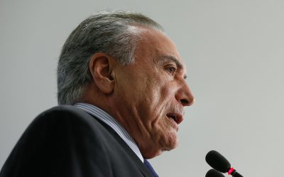Fim de políticas sociais é o preço pago para impedir queda de Temer, diz deputado