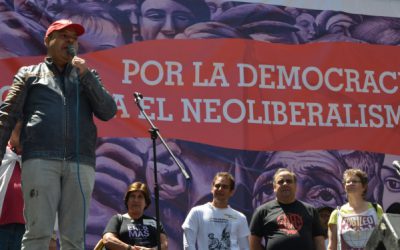 Com uma grande marcha, começa o Encontro de Montevidéu por Democracia e contra o Neoliberalismo.