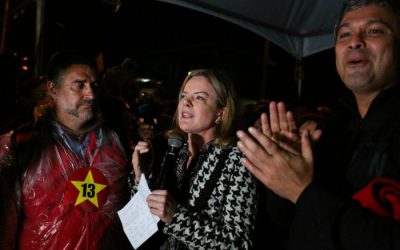 Estou tranquilo, mas indignado, diz Lula em carta enviada aos acampados