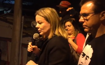 Gleisi diz que decisão do presidente do TRF4 é mais um golpe do Judiciário