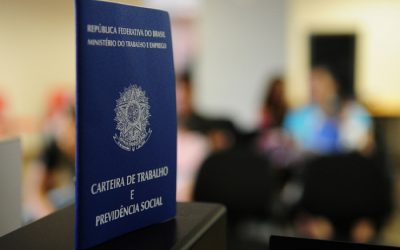 Ao invés de gerar empregos, Lei de Temer reduziu postos de trabalho e salários