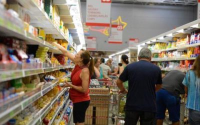 Inflação para famílias de baixa renda acumula alta de 3,03% no ano