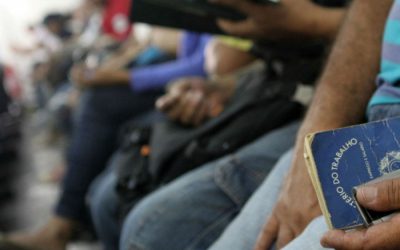 Desemprego cai para 12,3%, mas ainda falta emprego para 27,6 milhões de pessoas
