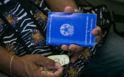 “Cortar direitos trabalhistas não gera emprego”