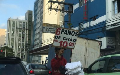 Dois em cada cinco trabalhadores do país eram informais em 2017