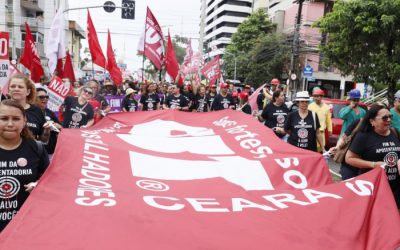 Em Fortaleza, mais de 30 mil vão às ruas em defesa da Previdência