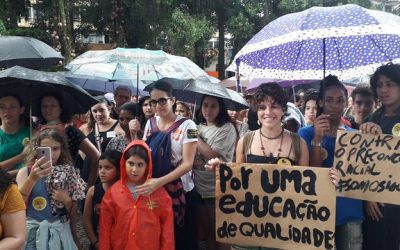 Protestos pela educação podem levar à maior greve geral da história, diz oposição