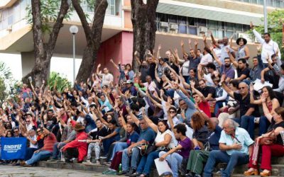 Trabalhadores administrativos de universidades aderem à greve da educação