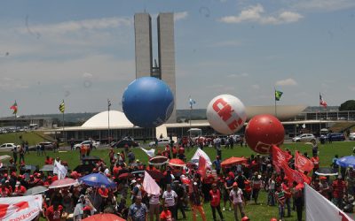 Marlei Carvalho: “Defender a soberania é defender a educação pública de qualidade para todos”
