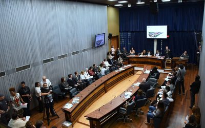 Obcecados por aborto e maconha, deputados rebaixam debate em CPI das universidades