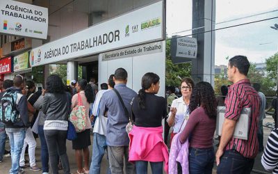 Explosão do desemprego entre jovens se reflete na evasão escolar