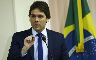 Em meio a “apagão” na Previdência, presidente do INSS pede demissão