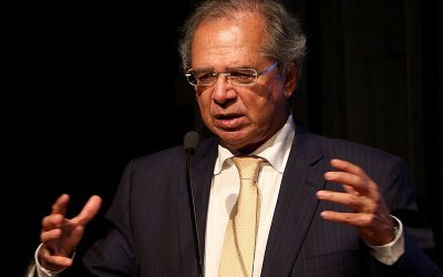 Os parasitas da democracia