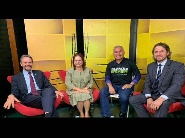 2020_03_04_cntenamidia_ptnacamara