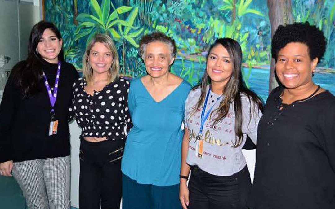 Por trás da descoberta do genoma do coronavírus, mulheres atuam em defesa da ciência