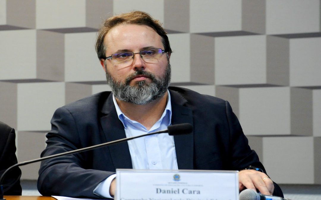 “A educação no Brasil só vai respirar quando Bolsonaro deixar a presidência”, diz Daniel Cara