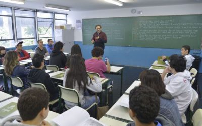 STF suspende decreto de Bolsonaro que segrega pessoas com deficiências nas escolas