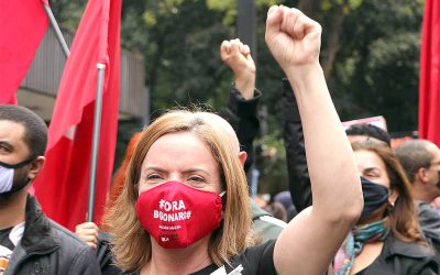 Gleisi: maioria pelo impeachment de Bolsonaro será construída com pressão social