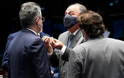 Senado adia discussão da PEC Emergencial e frustra governo Bolsonaro