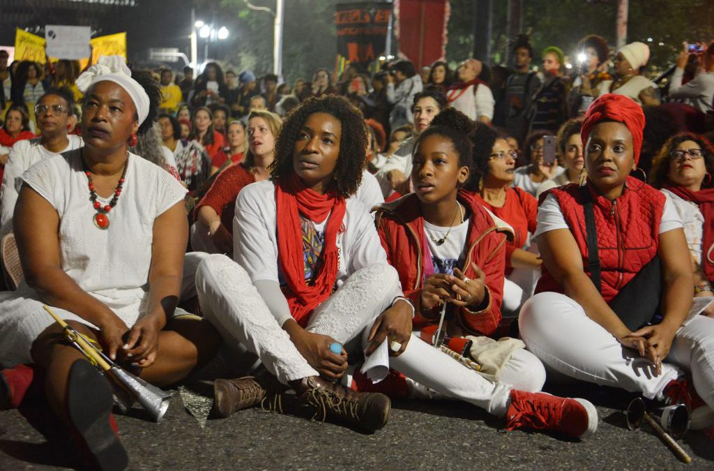 Mulheres, textos e contextos: o Brasil no feminino, por Maria Betânia Silva