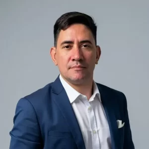 Dr. Esdras Barcellos